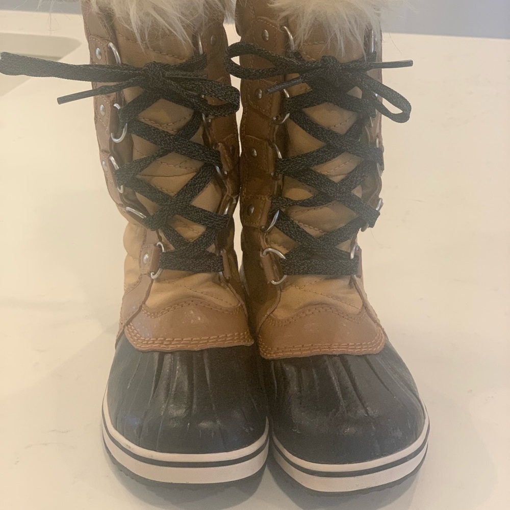 Sorel Snowboots kids size 2